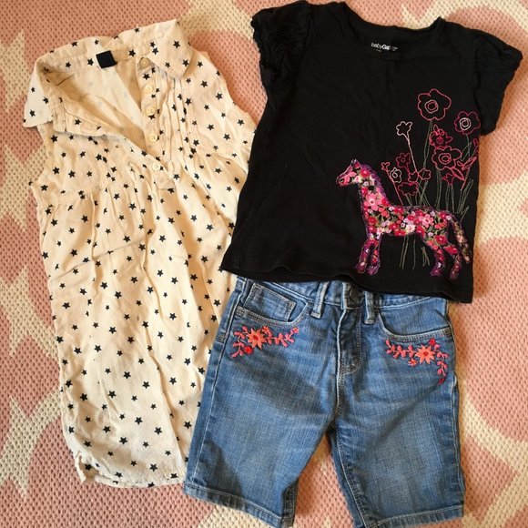 Bundle of girls size 3T and 4T clothes - Picture 5 of 5